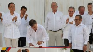 160926185849-04-colombia-farc-peace-deal-0926-exlarge-169