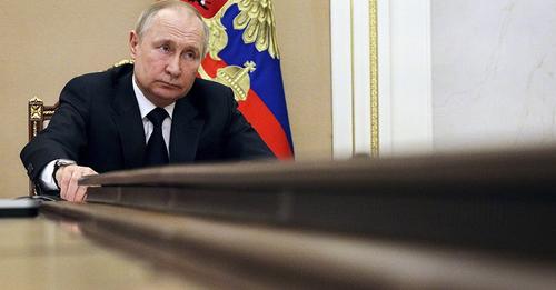 Putin being misled by advisers to scared to tell him the truth