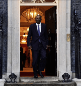 Kwasi Kwarteng leaving No. 10 Downing Street